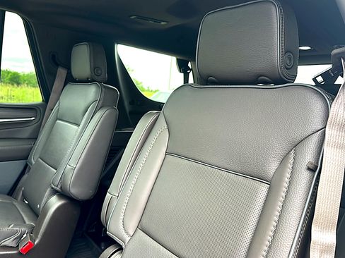 Used 2022 GMC Yukon Denali AWD/4WD image 20