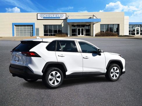 Used 2024 Toyota RAV4 LE image 3