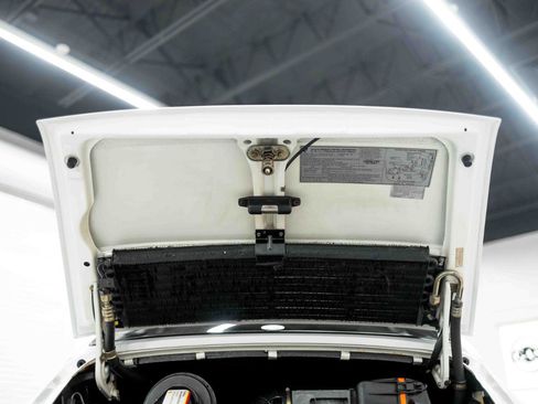 Used 1989 Porsche 911 Carrera RWD image 91