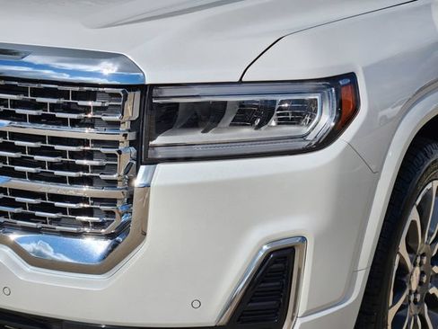 Used 2021 GMC Acadia Denali w/ Denali Technology Package FWD image 16