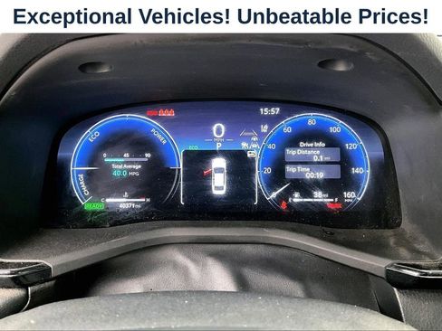Used 2025 Toyota Camry XSE FWD image 24