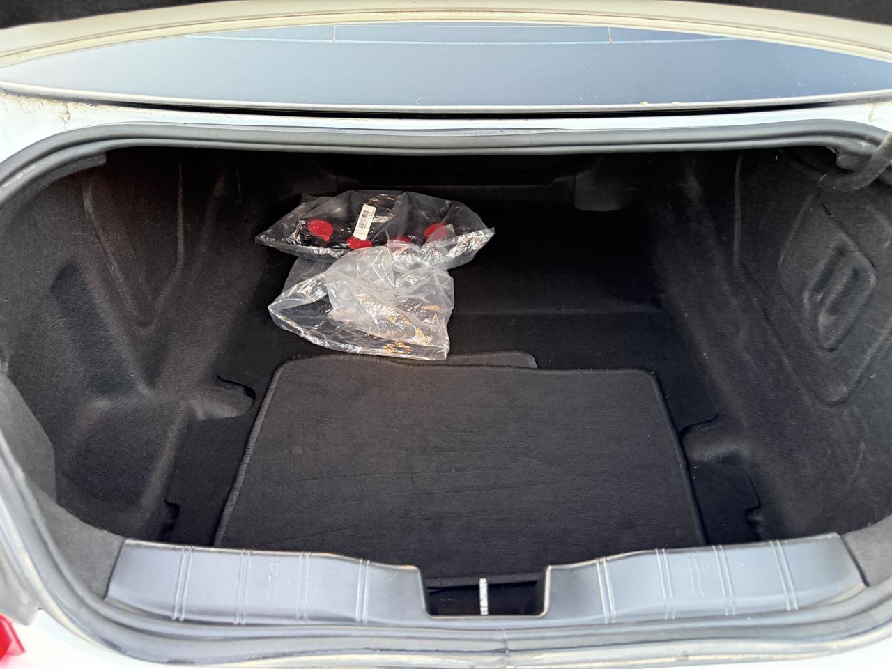 Used 2021 Chevrolet Camaro LT RWD image 17