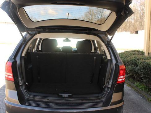 Used 2020 Dodge Journey SE w/ SE Popular Equipment Group FWD image 14