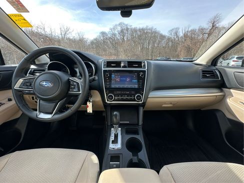 Used 2018 Subaru Outback 2.5i Premium AWD/4WD image 27