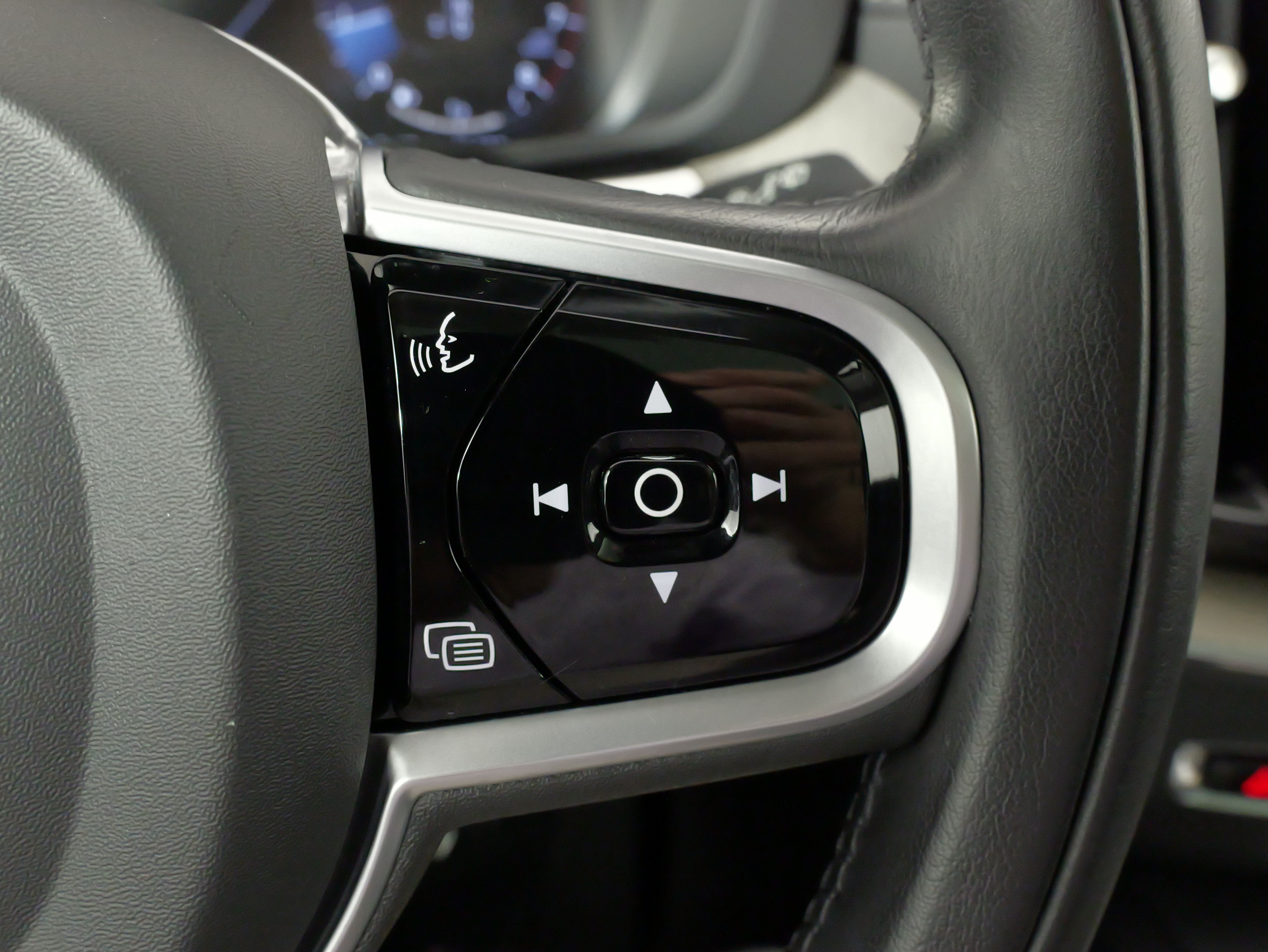 Used 2021 Volvo XC60 T6 Inscription w/ Advanced Package AWD/4WD image 46