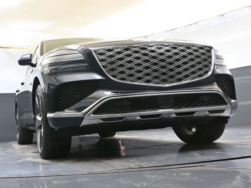 Used 2025 Genesis GV80 3.5T Prestige image 42