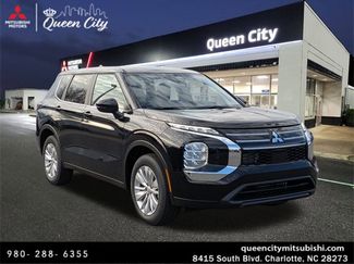 New 2026 Mitsubishi Outlander ES video 1