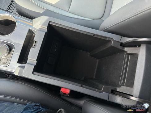 Used 2021 Chevrolet Blazer LT w/ Sound & Technology Package image 27