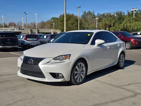 Used 2015 Lexus IS 250 image 4