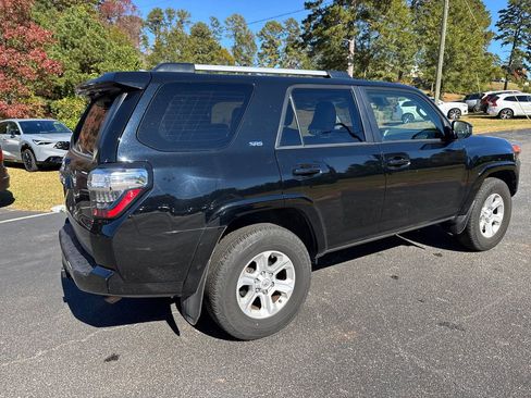 Used 2024 Toyota 4Runner SR5 image 5