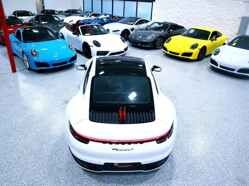 Used 2023 Porsche 911 Carrera T image 15