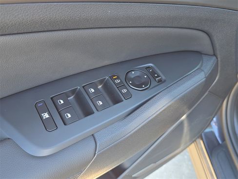 New 2026 Kia Sportage EX image 22