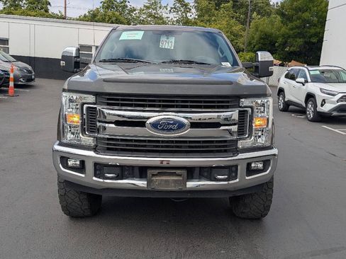 Used 2019 Ford F250 XLT w/ XLT Premium Package AWD/4WD image 8