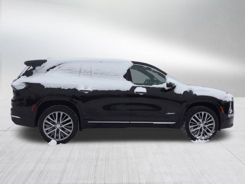 New 2026 Buick Enclave Avenir w/ Super Cruise Package image 8