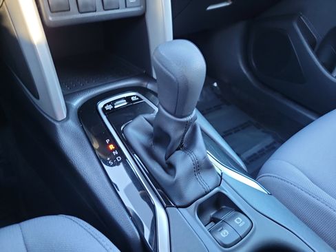 Used 2025 Toyota Corolla Cross AWD Hybrid image 22