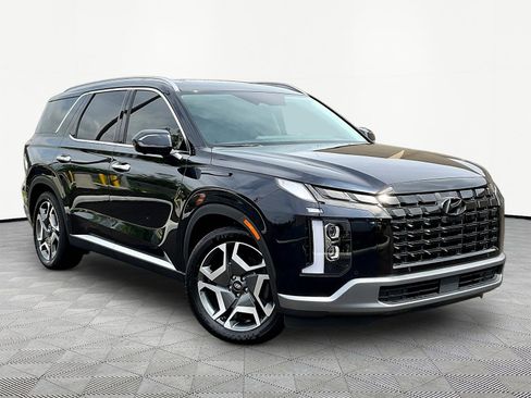 Used 2023 Hyundai Palisade SEL w/ Cargo Package AWD/4WD image 3