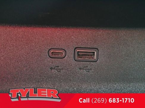 New 2026 Chevrolet Equinox LT w/ Safety and Technology Package AWD/4WD image 30