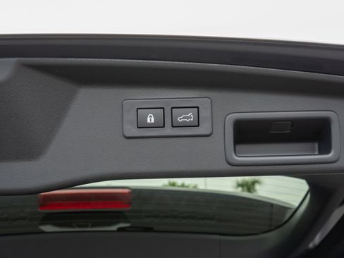New 2026 Subaru Outback Limited AWD/4WD image 33
