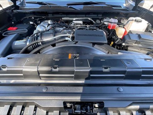 New 2026 Chevrolet Silverado 2500 ZR2 AWD/4WD image 10