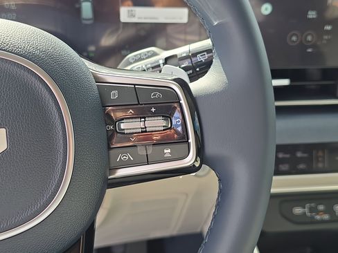 New 2026 Kia Carnival SX FWD image 32