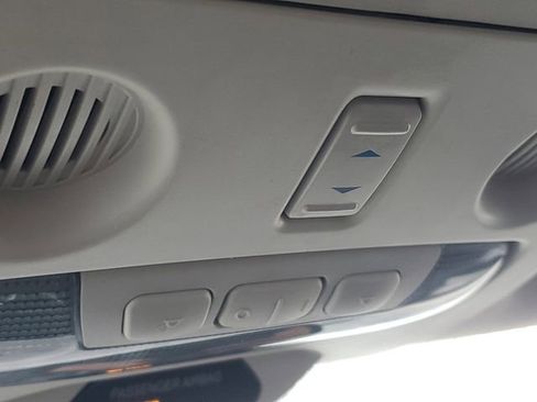 Used 2019 Ford EcoSport SE w/ SE Convenience Package image 30