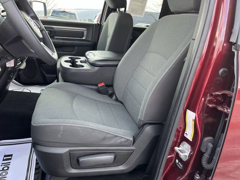 Used 2022 RAM 1500 Classic Warlock AWD/4WD image 13