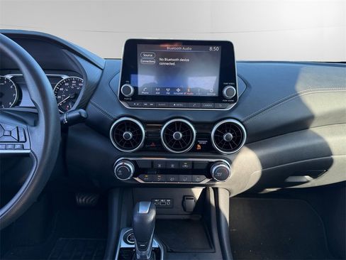 Used 2023 Nissan Sentra SV image 11