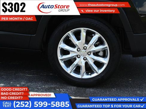 Used 2017 Jeep Cherokee Limited FWD image 9