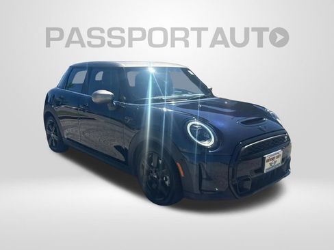 Used 2024 MINI Cooper S FWD image 3