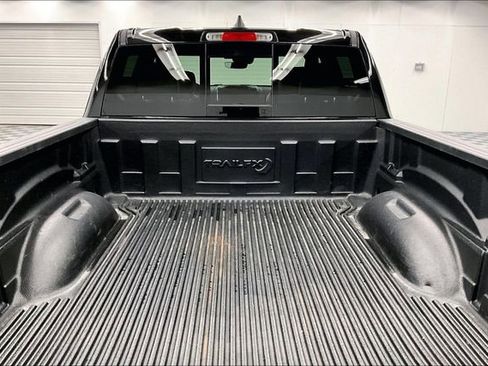 Used 2025 RAM 1500 Laramie image 31