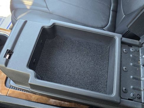 Used 2012 Buick Enclave Leather AWD/4WD image 26