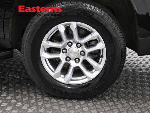 Used 2025 Chevrolet Tahoe LT AWD/4WD image 35