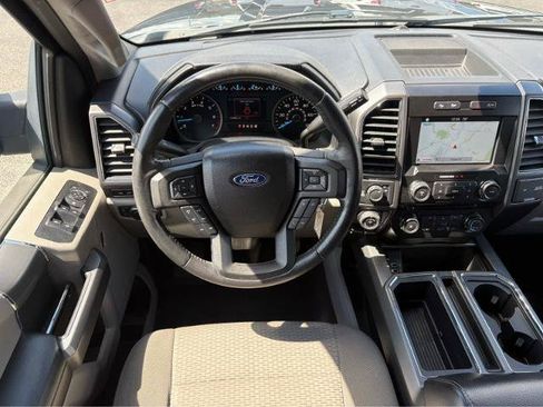 Used 2017 Ford F150 XLT w/ Equipment Group 302A Luxury AWD/4WD image 15
