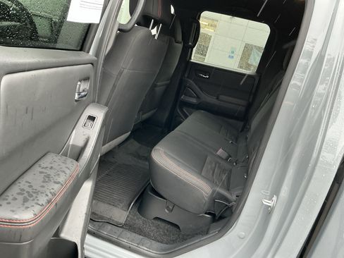 Used 2023 Nissan Frontier PRO-4X w/ Tow Package AWD/4WD image 23