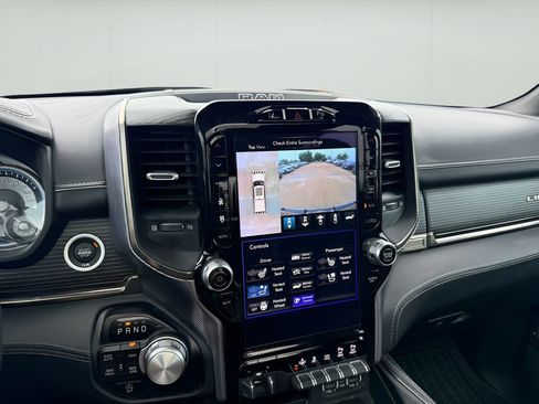 Used 2021 RAM 1500 Limited AWD/4WD image 10