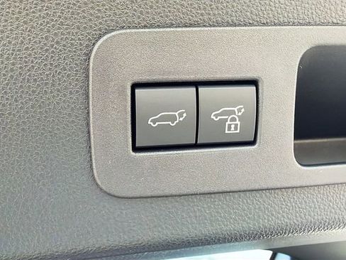 New 2026 Lexus LX 700h Luxury image 5