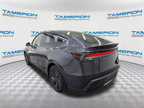 Used 2026 Tesla Model Y Long Range image 3