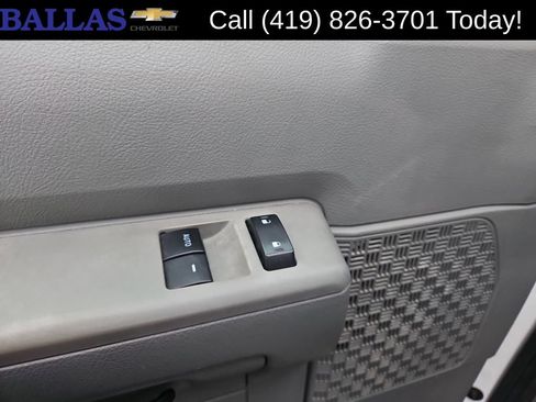Used 2011 Ford E-350 and Econoline 350 XLT RWD image 22