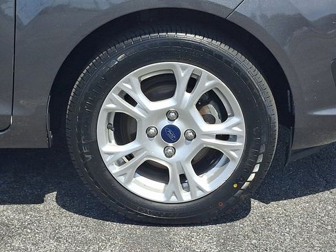 Used 2016 Ford Fiesta SE FWD image 8