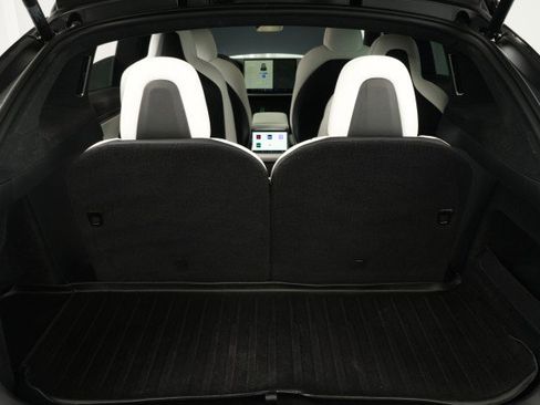 Used 2023 Tesla Model X Plaid image 54