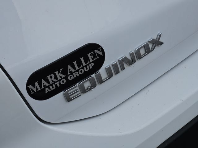Used 2024 Chevrolet Equinox LT AWD/4WD image 11