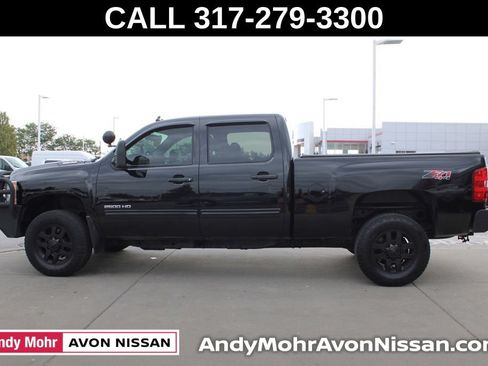 Used 2014 Chevrolet Silverado 2500 LT w/ Interior Plus Package AWD/4WD image 4