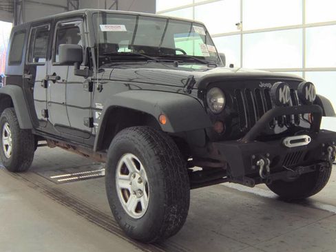 Used 2008 Jeep Wrangler Unlimited X image 2