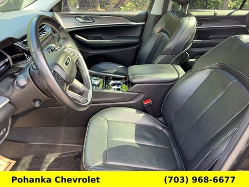 Used 2022 Jeep Grand Cherokee L Limited w/ Luxury Tech Group II AWD/4WD image 28