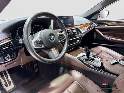 Used 2018 BMW 540i image 12