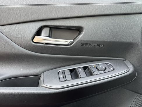 New 2026 Nissan Sentra SV w/ SV Convenience Package FWD image 12