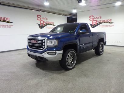 Used 2017 GMC Sierra 1500 SLE w/ SLE Preferred Package