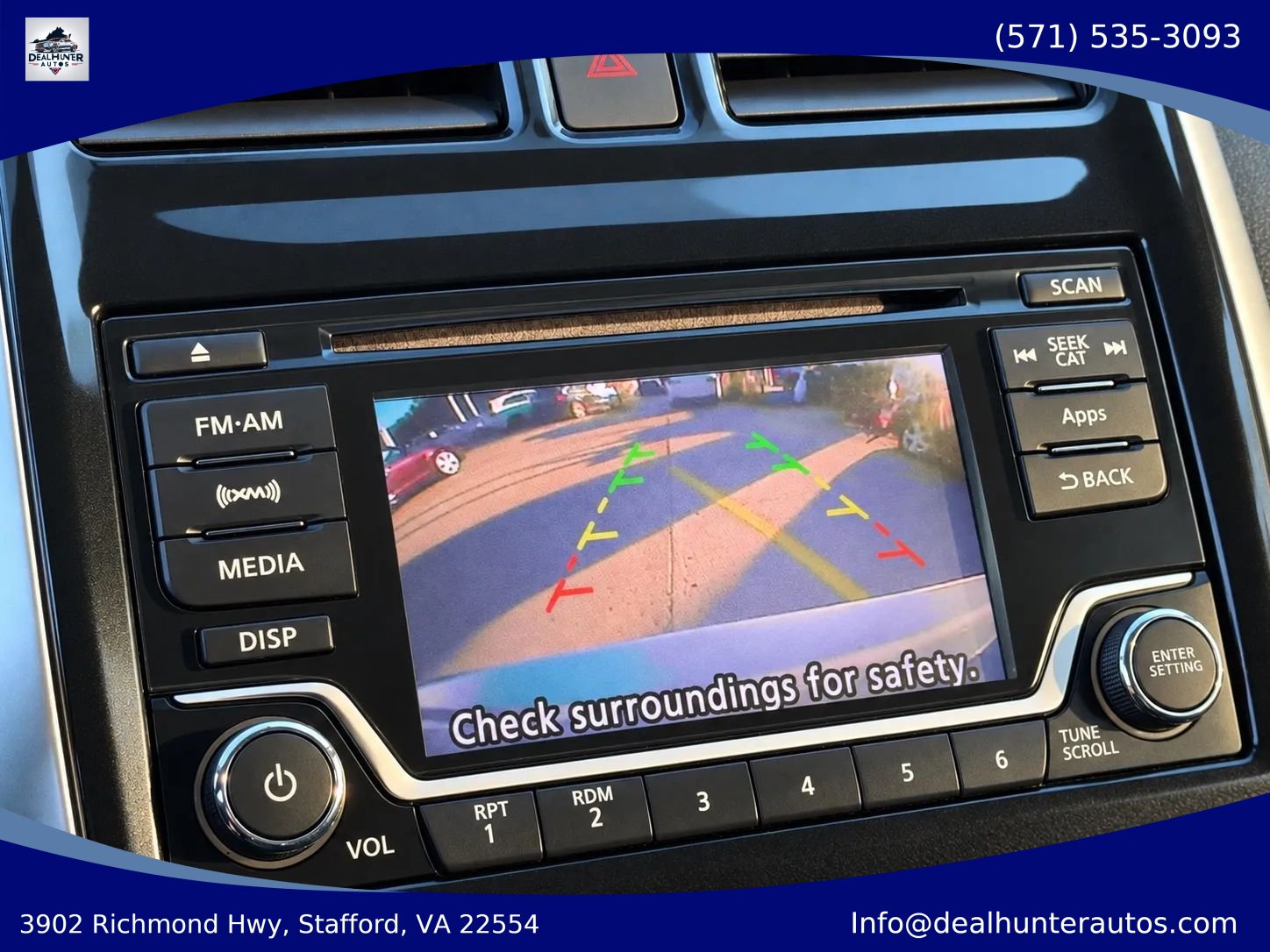 Used 2016 Nissan Versa Note SV FWD image 25