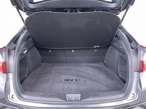 Used 2020 Toyota C-HR XLE FWD image 20