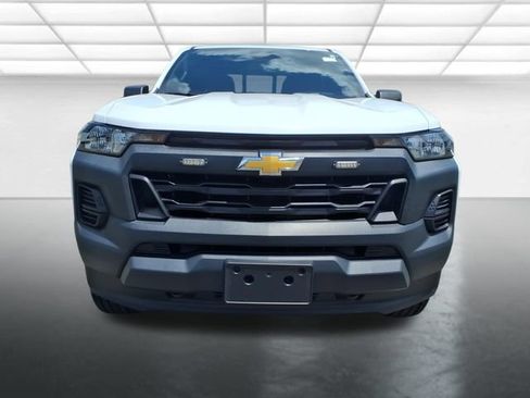 Used 2023 Chevrolet Colorado W/T AWD/4WD image 11